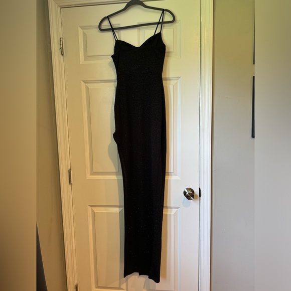 Windsor Black Formal Dress w/ Sparkles - Picture 4 of 5